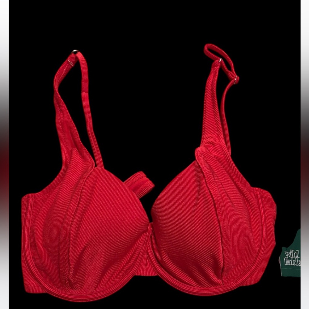 NWT Wild Fable Swimsuit top